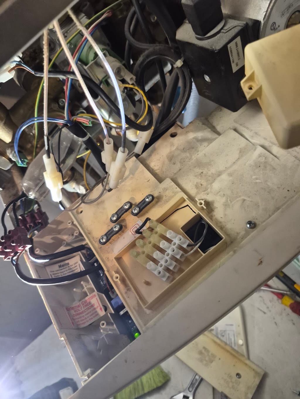 Firstcall - emergency plumber southampton.