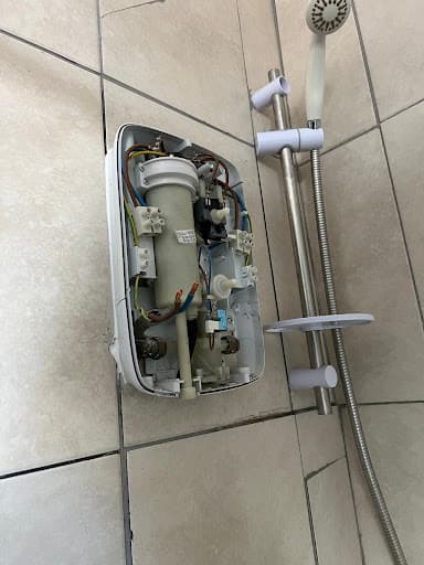 Gas & Plumbing Services Leeds | Boiler Repair Services | Emergency Plumber Leeds — Customer photo