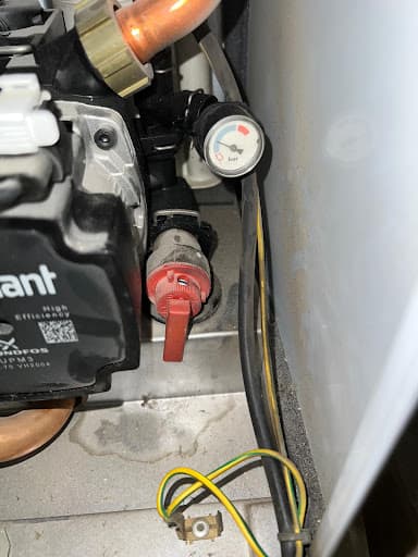 Gas & Plumbing Services Leeds | Boiler Repair Services | Emergency Plumber Leeds — Customer photo