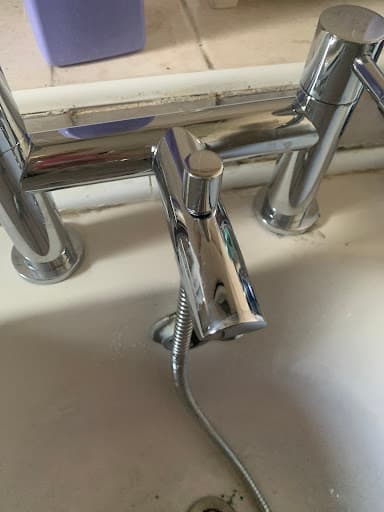 Plumbers 24hrs Ltd — Customer photo