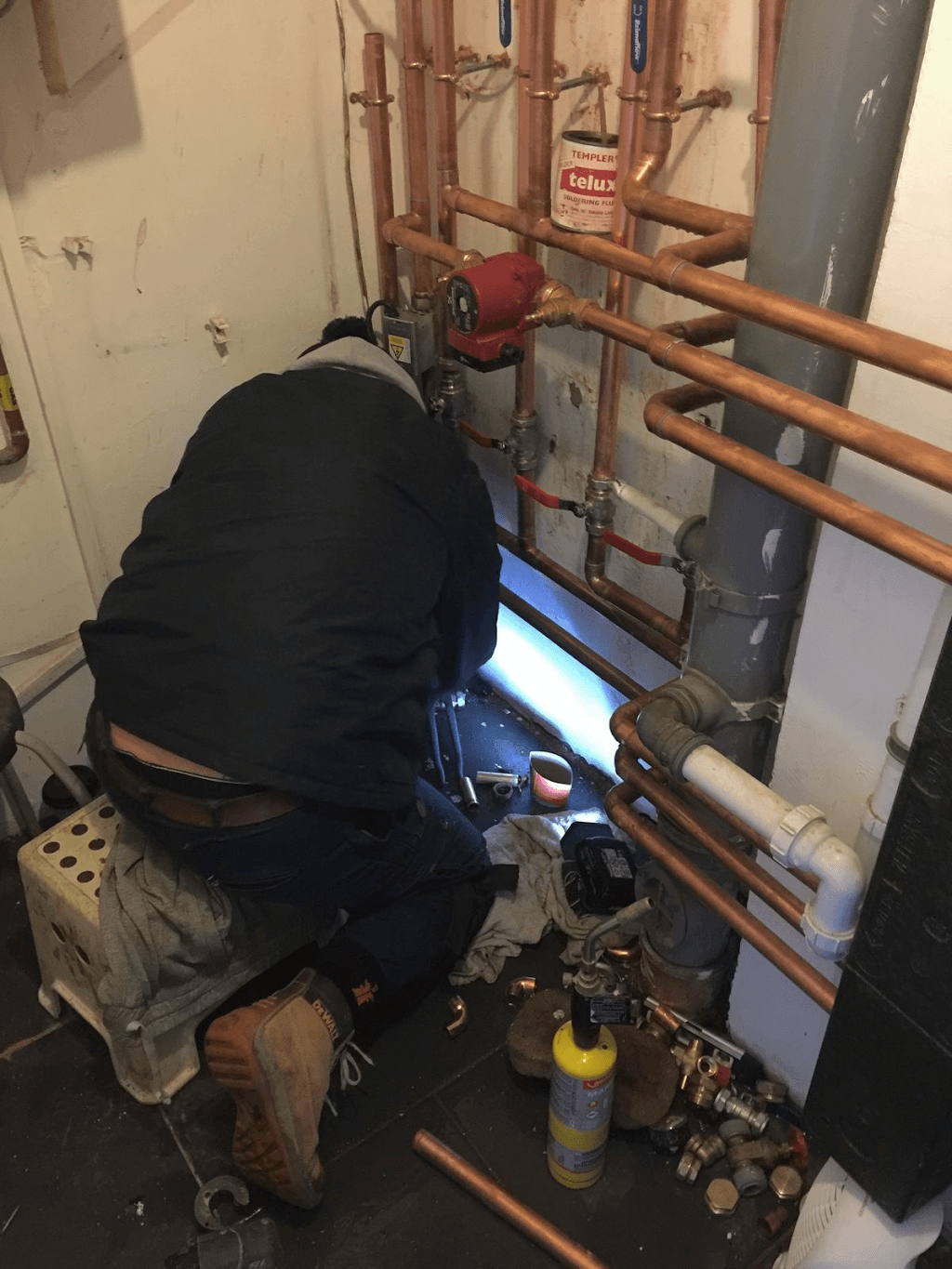 24HR emergency Plumbers West London